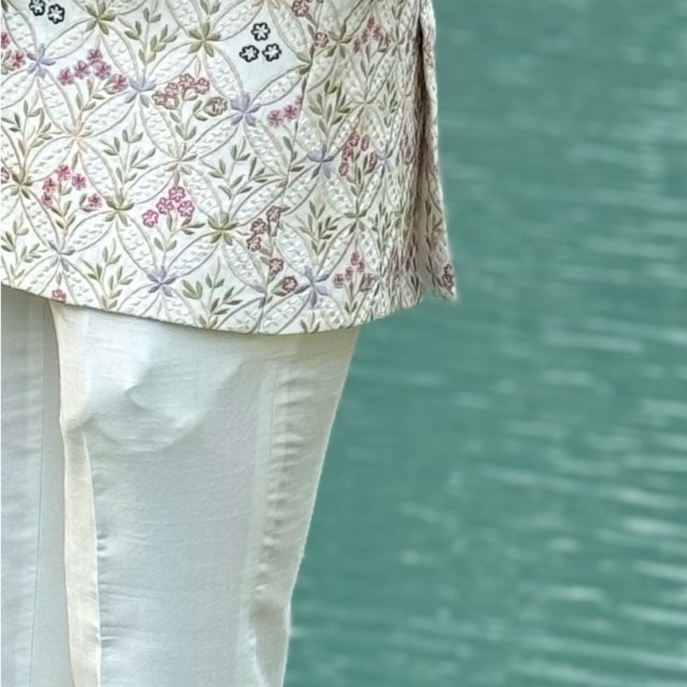 Floral Patterned Women's Jacket - Picture 5 of 5